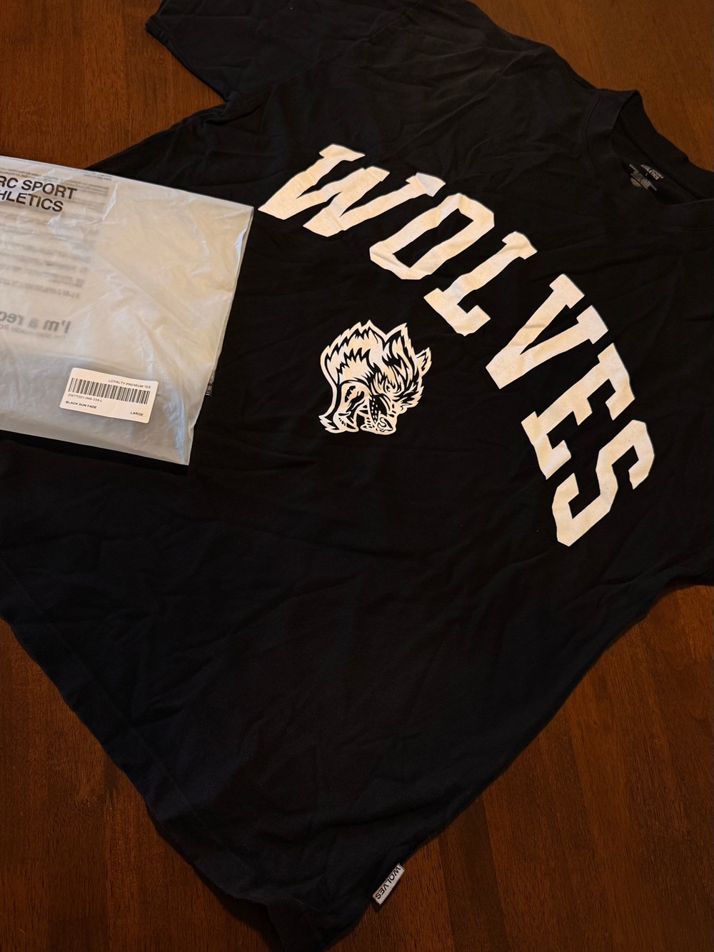 Wolves Graphic Kids Tee - Black